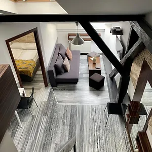 https://stay-here.krakowhotelspoland.com